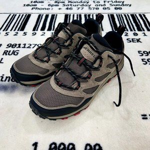Merrell Boulder West Rim Hiking Shoes.